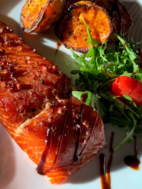 maple_syrup_glazed_smoked_salmon.jpg